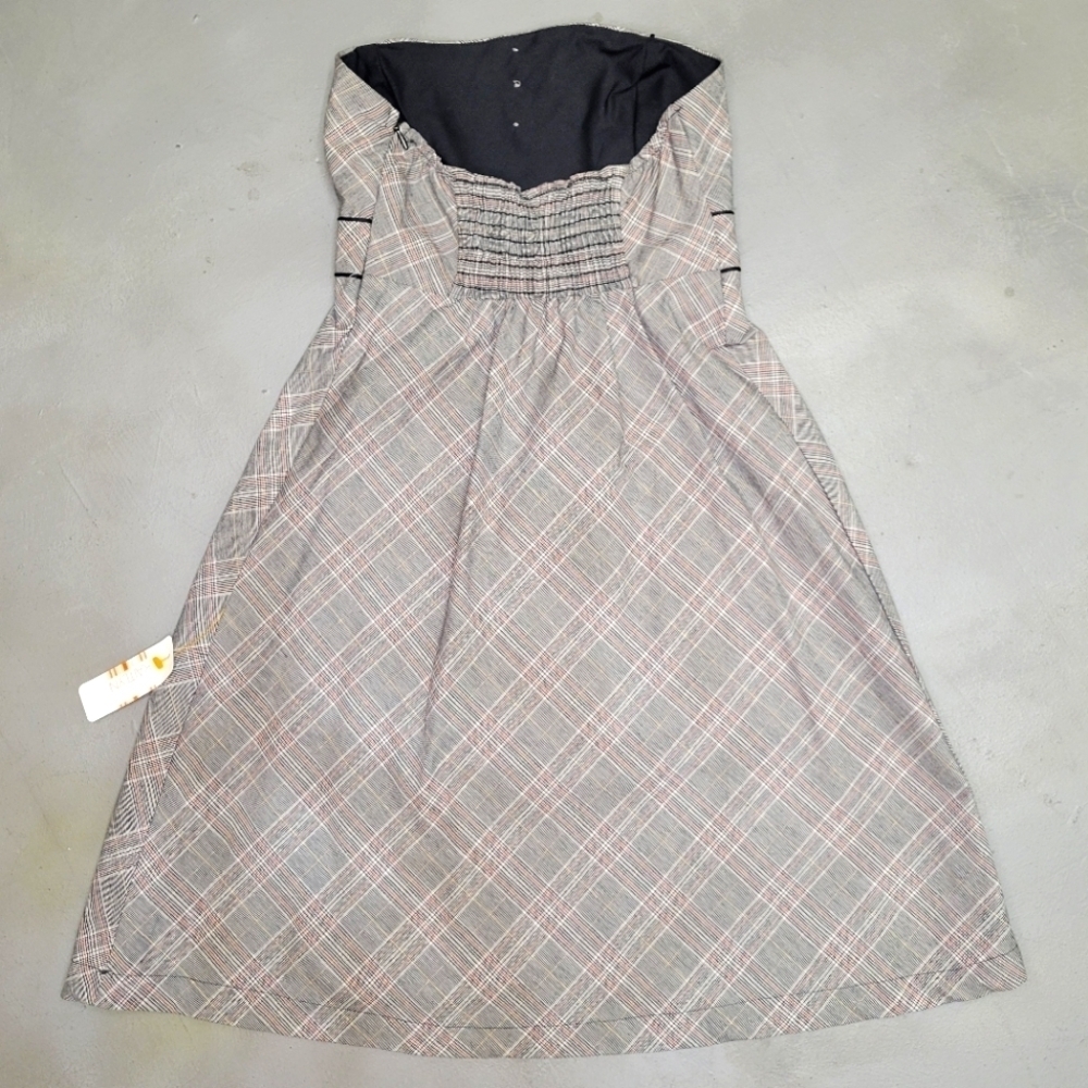 KAITLYN Strapless Mini Dress [NWT] - Picture 9 of 14